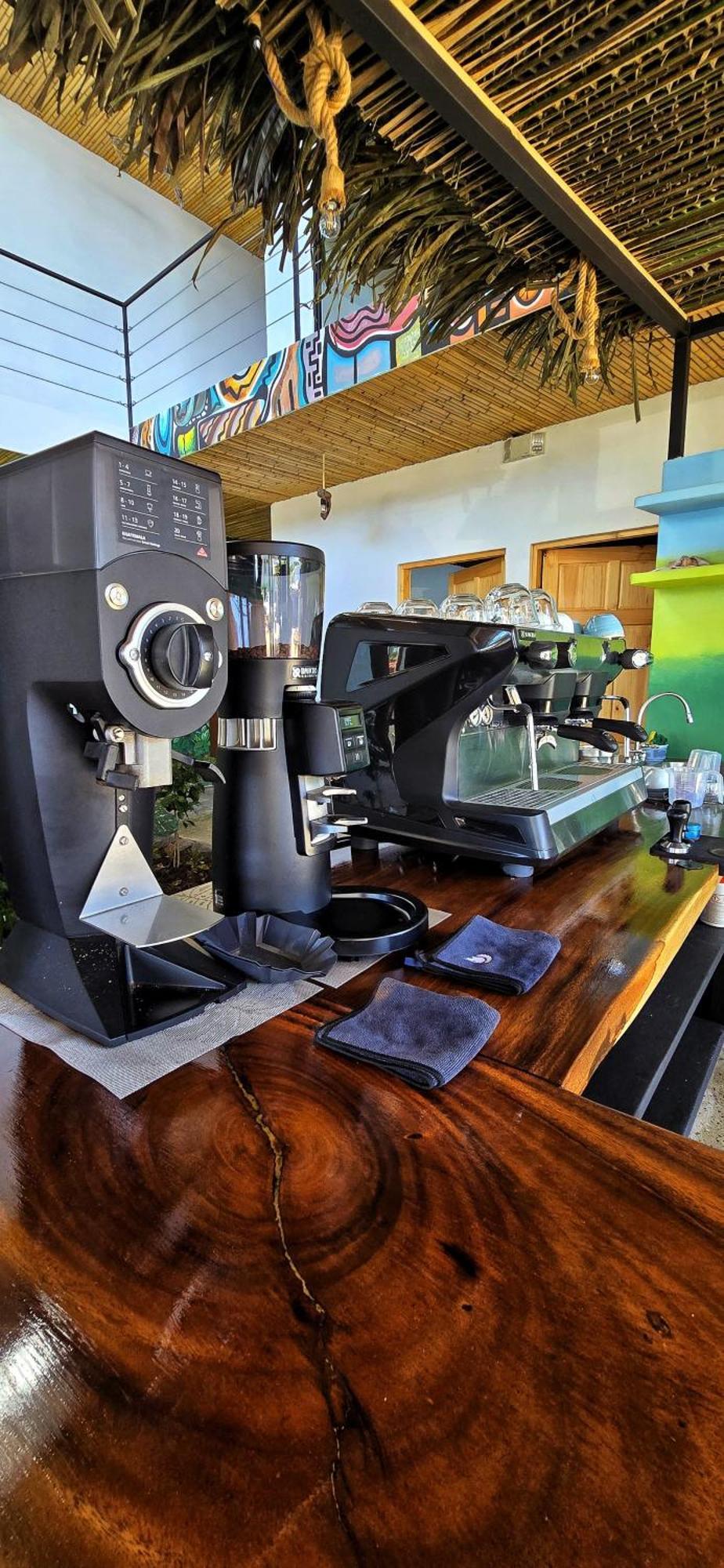 Bonding Coffee Roaster Cafe & Hotel 奎波斯城 外观 照片