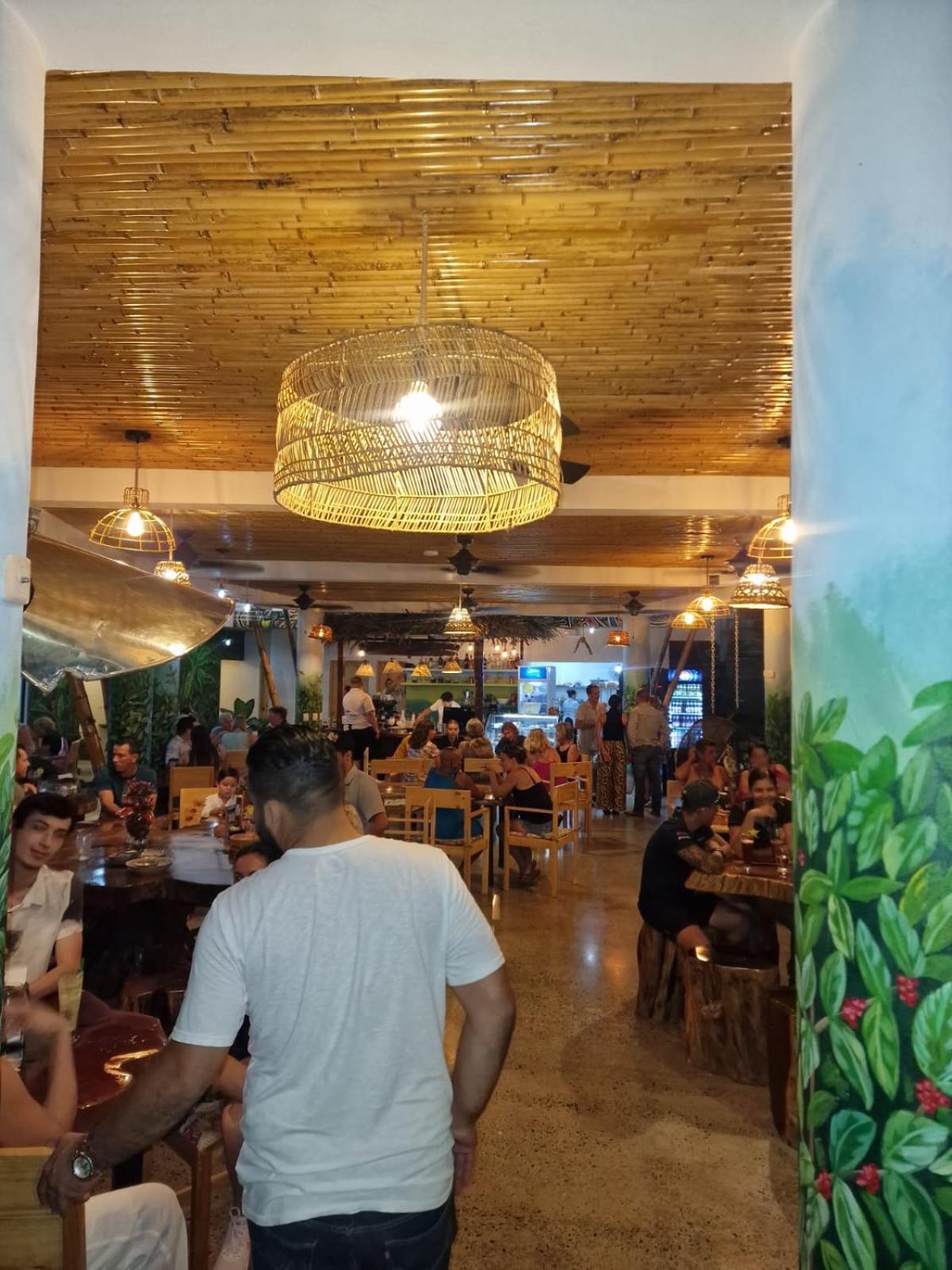 Bonding Coffee Roaster Cafe & Hotel 奎波斯城 外观 照片